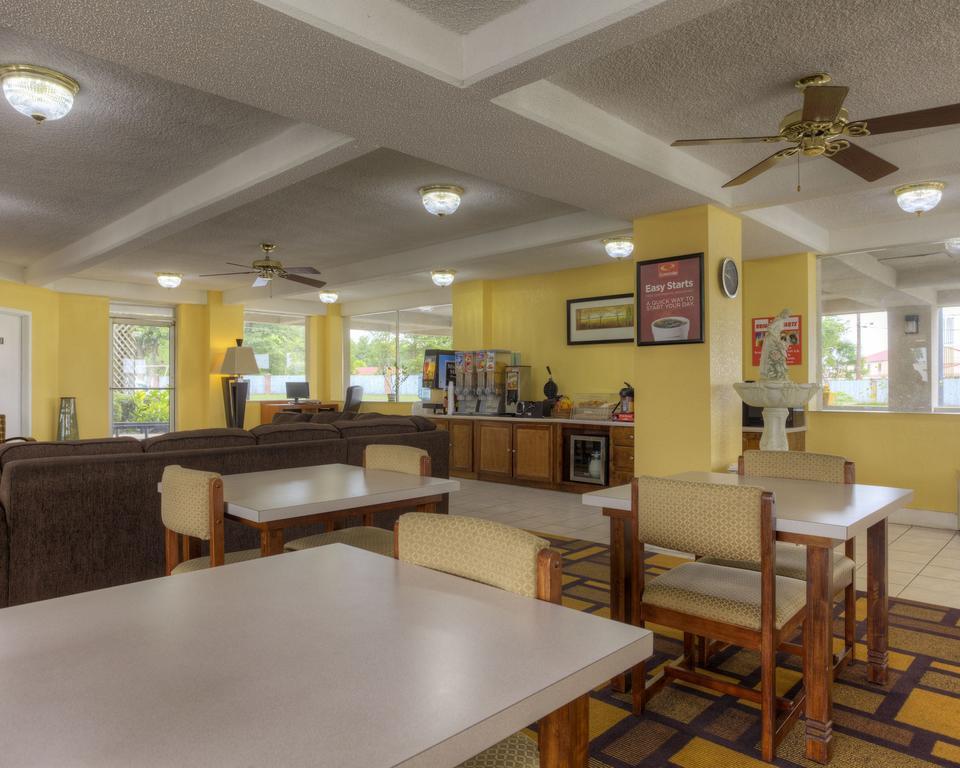 Econo Lodge Byron Luaran gambar