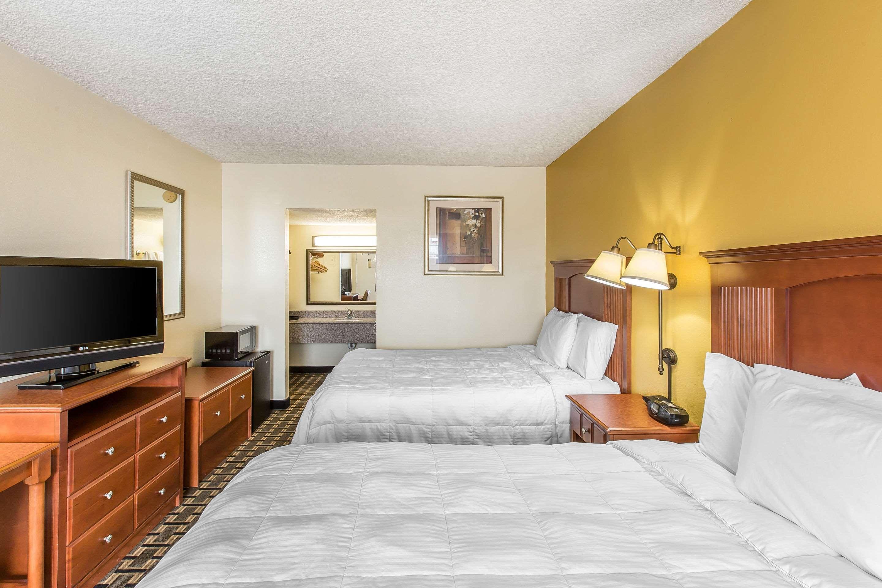 Econo Lodge Byron Luaran gambar