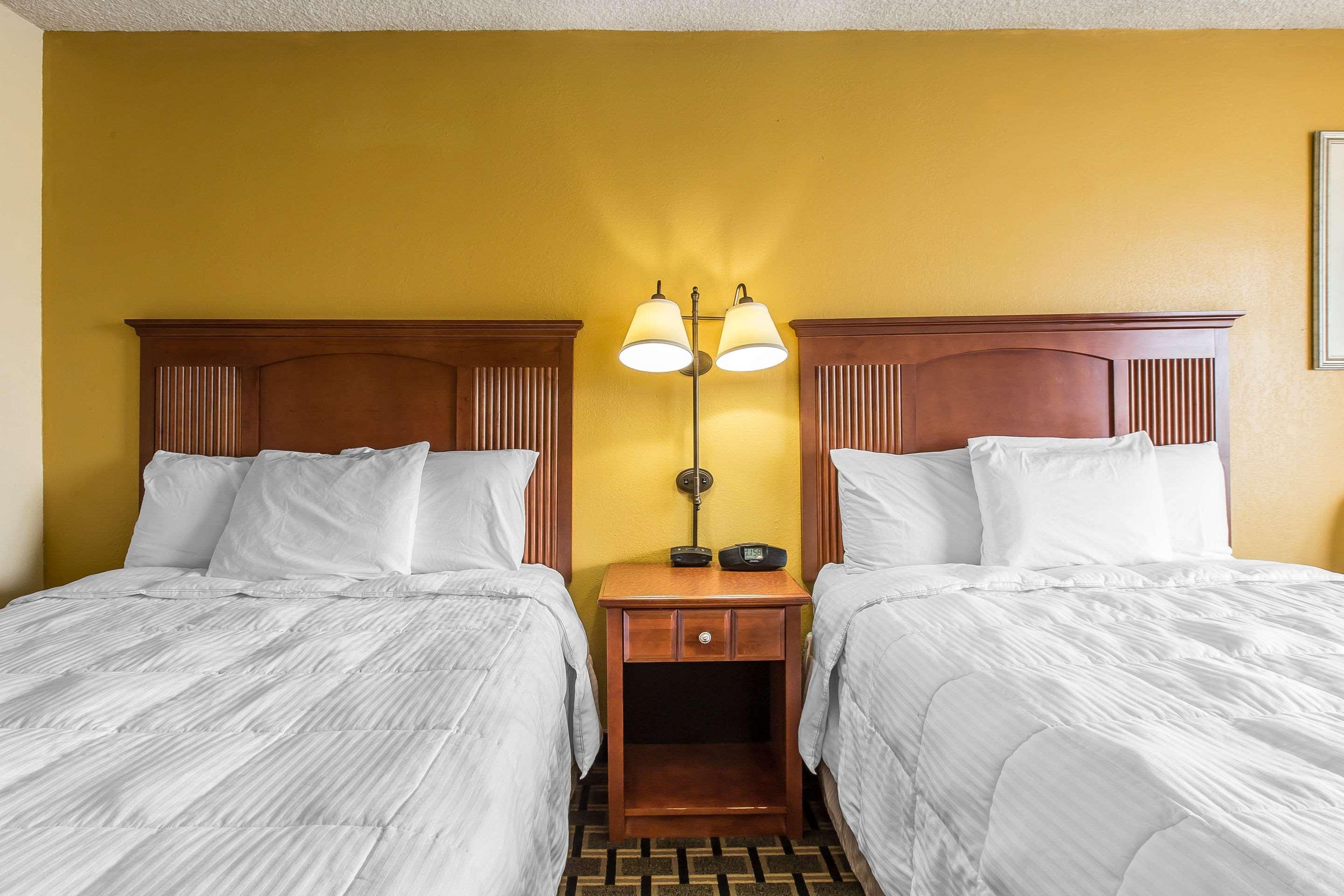 Econo Lodge Byron Luaran gambar