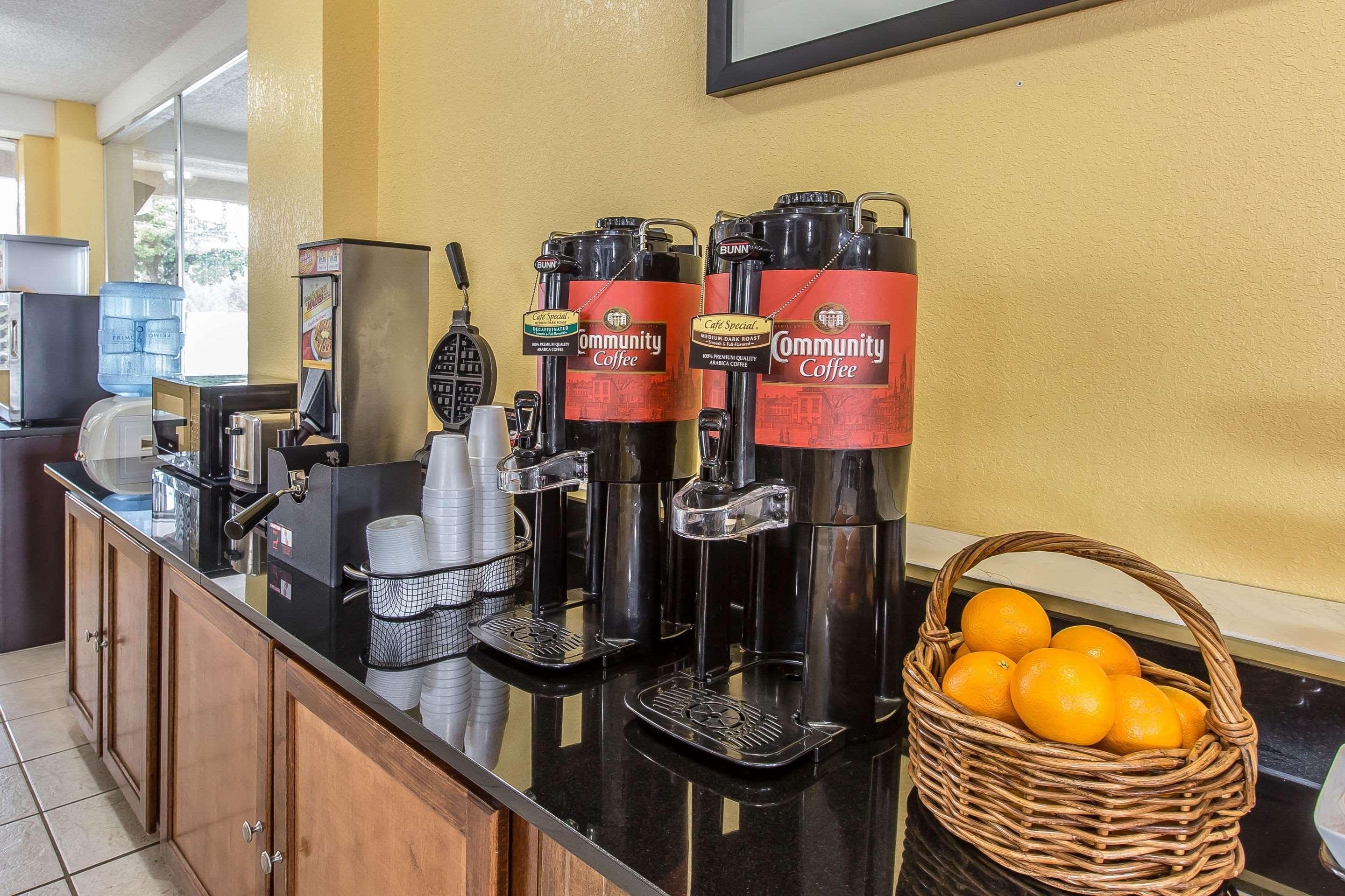 Econo Lodge Byron Luaran gambar