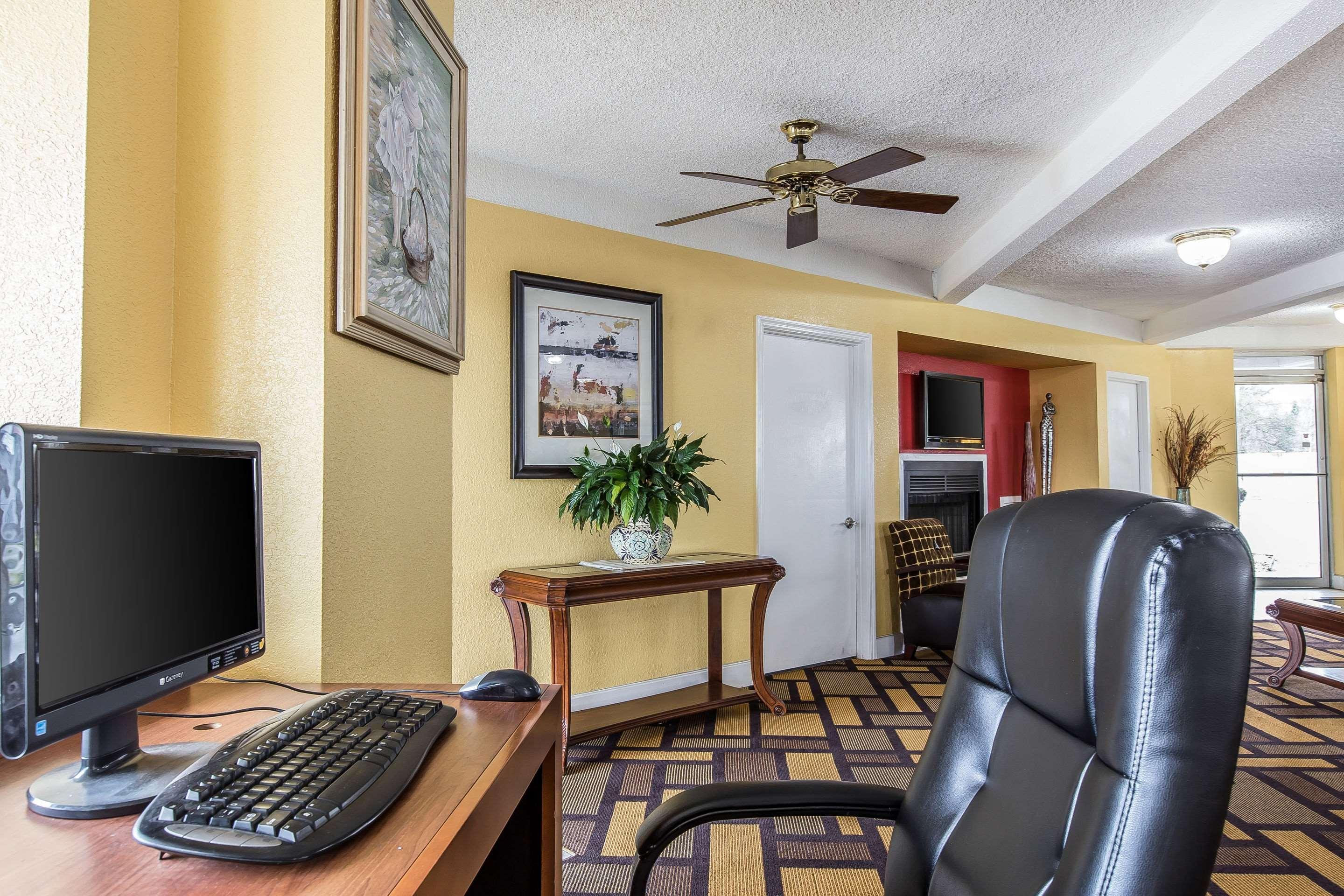Econo Lodge Byron Luaran gambar