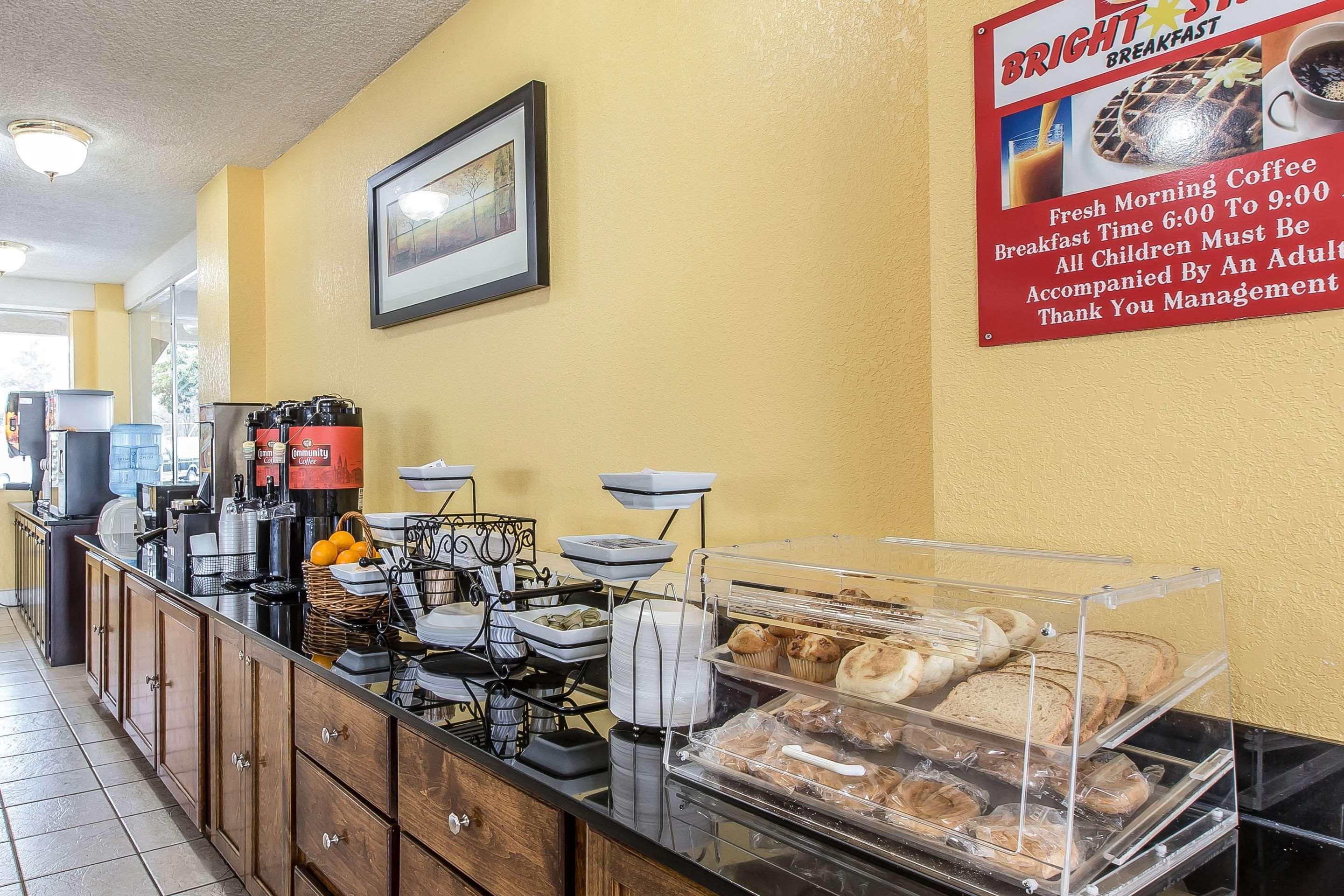 Econo Lodge Byron Luaran gambar