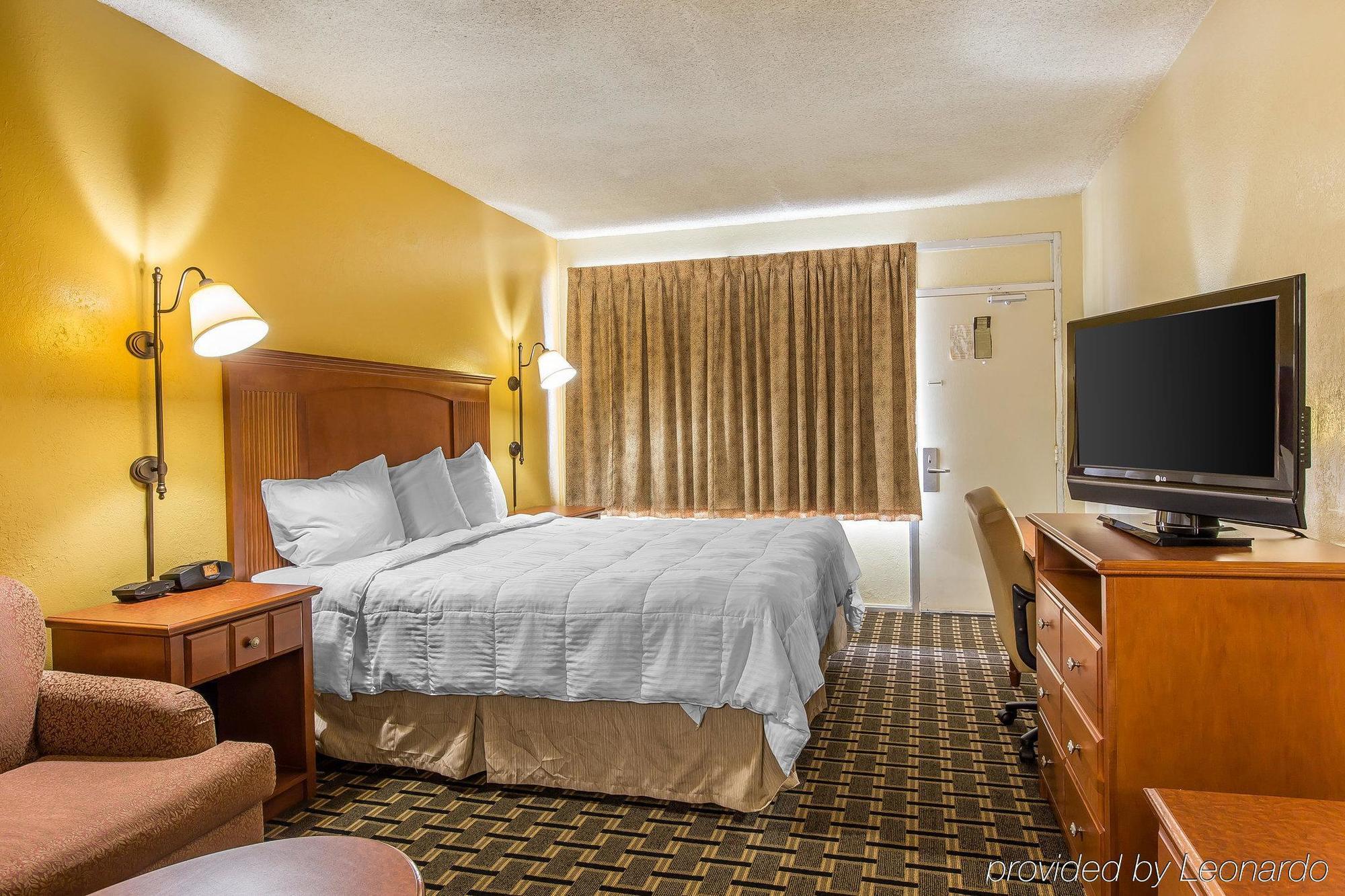 Econo Lodge Byron Luaran gambar