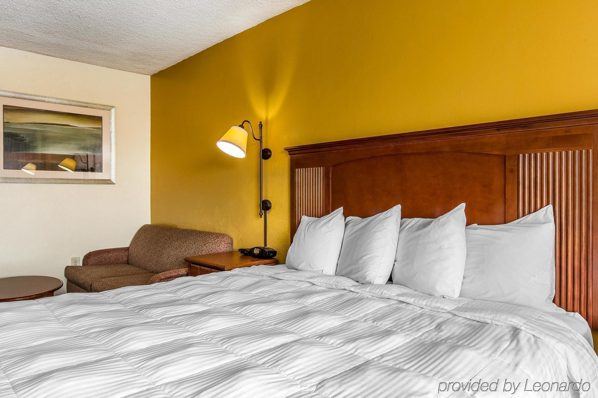 Econo Lodge Byron Luaran gambar