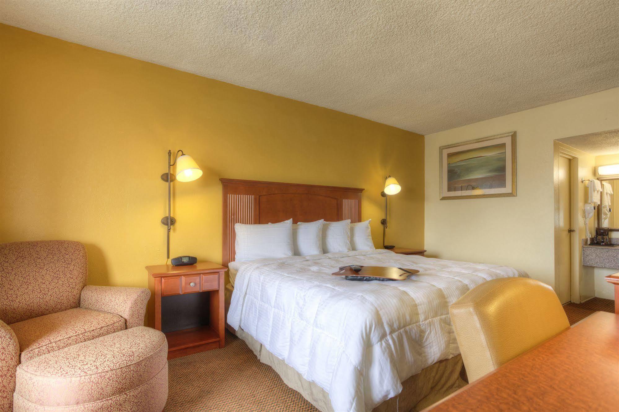 Econo Lodge Byron Luaran gambar