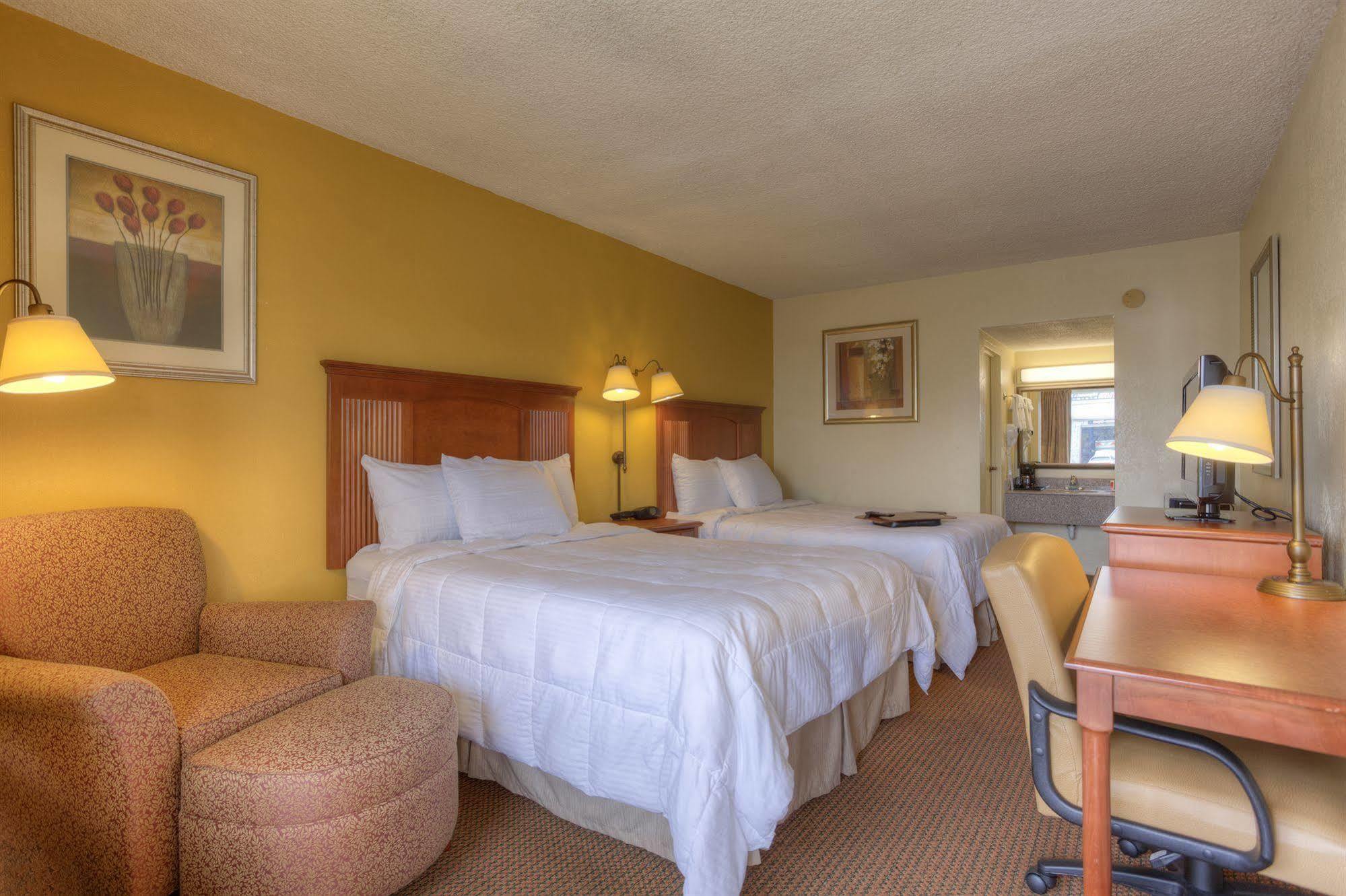 Econo Lodge Byron Luaran gambar